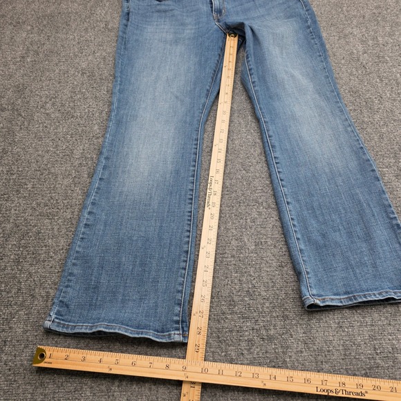 Levi's Classic Bootcut Jeans Women's 16S / 33 x 30 Blue Denim Stretch 39252-0001 - Picture 3 of 10